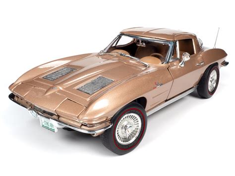 1963 corvette sting ray diecast 2 cars in metal box|1963 Corvette diecast 1 18.